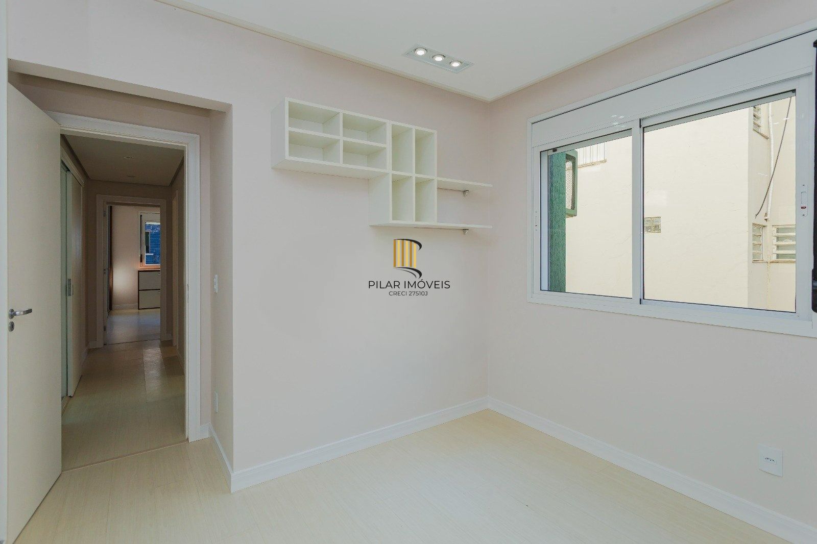 Apartamento 100% Reformado com 3 Dormitórios e Churrasqueira