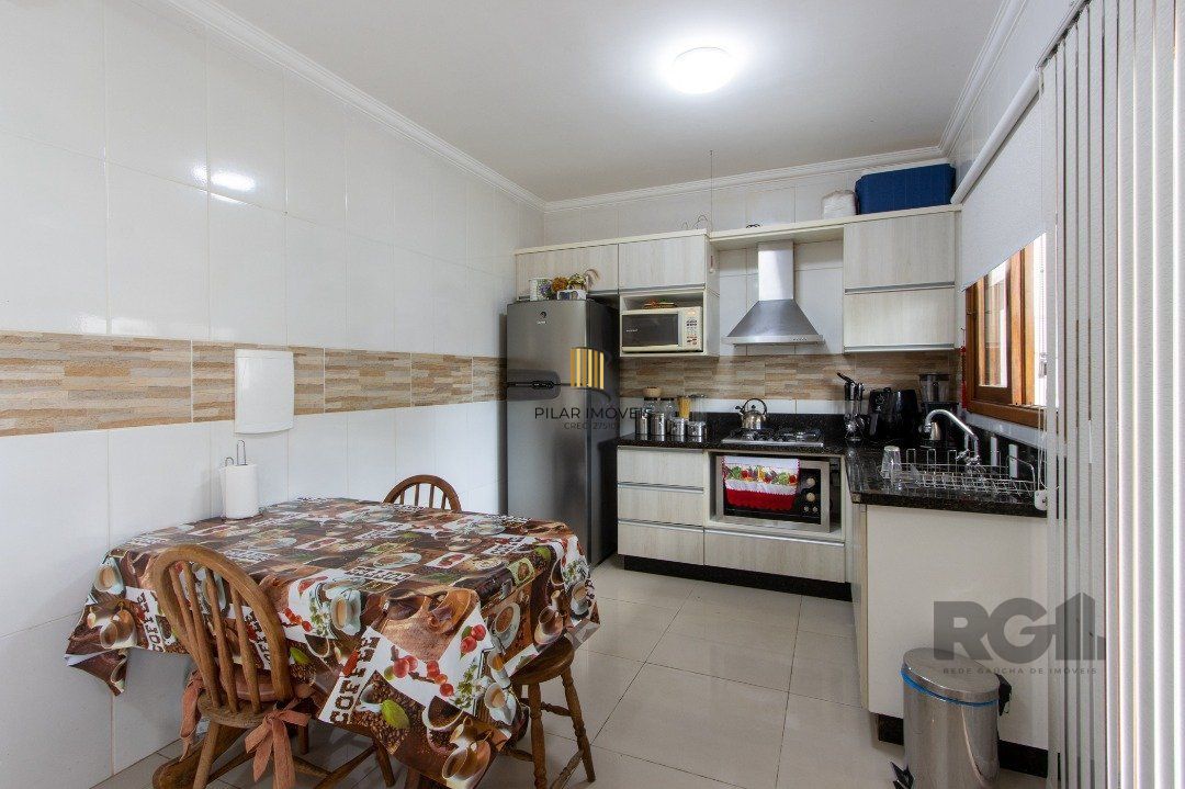 Casa para Venda - 170m², 3 dormitórios, sendo 1 suites, 2 vagas - Lagos De Nova Ipanema