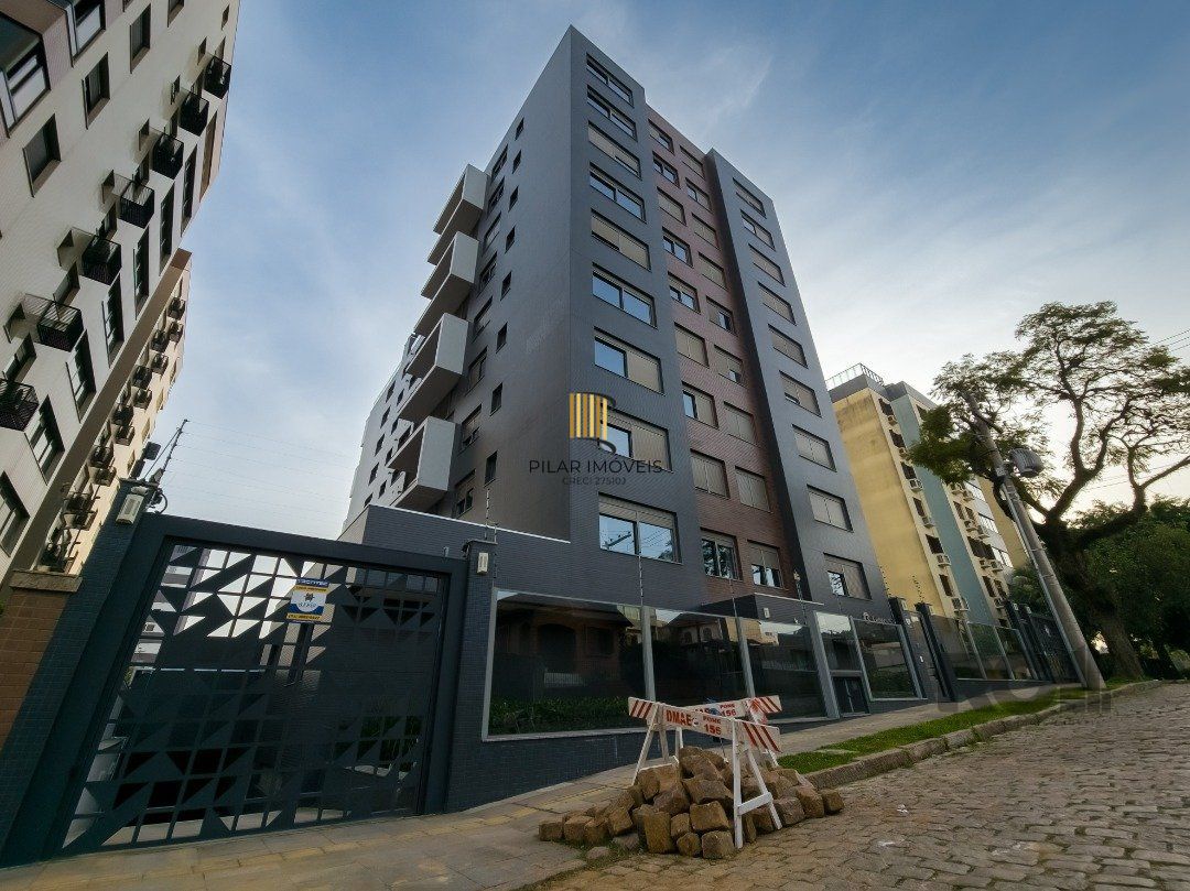 Apartamento com 145m² e 3 dormitórios no bairro Tristeza em PORTO ALEGRE para Comprar