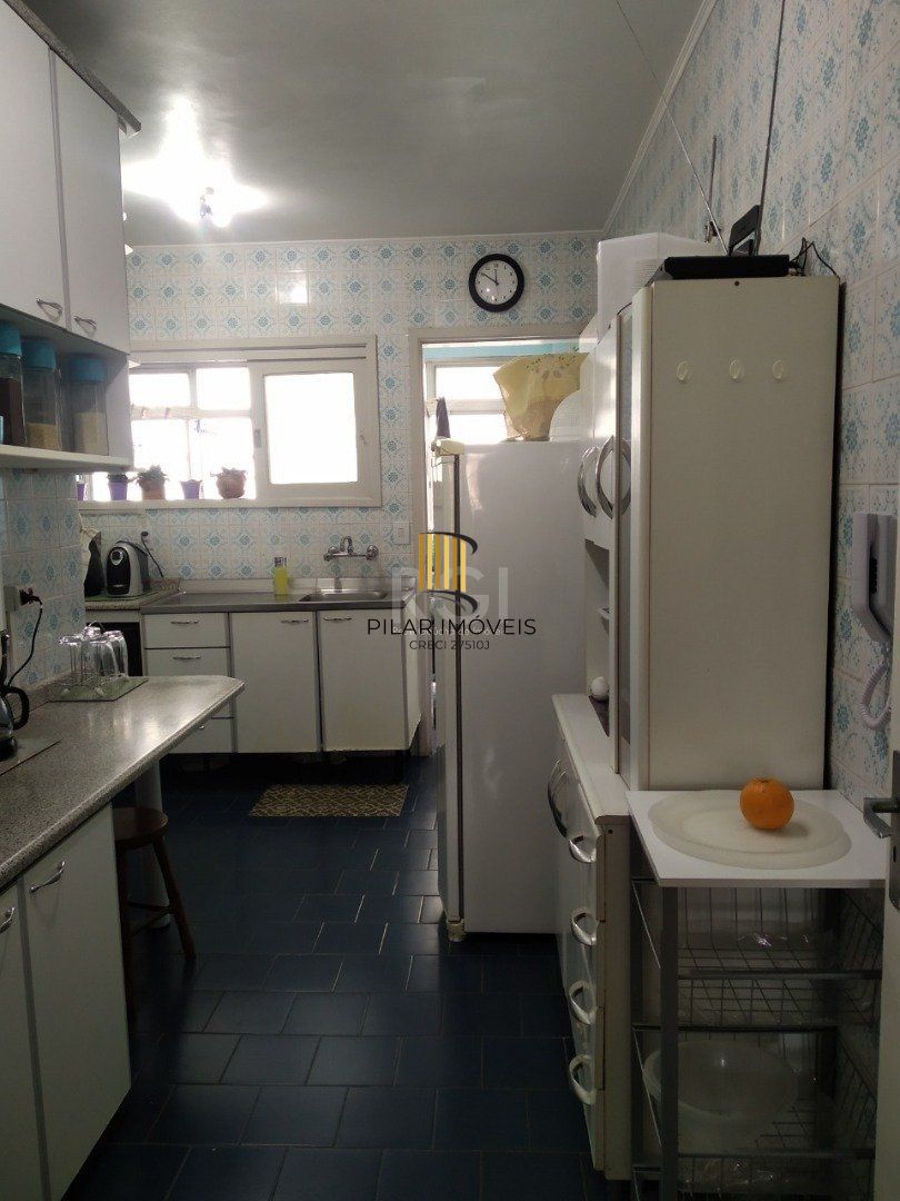 Apartamento para Venda - 87m², 2 dormitórios, 1 vaga - Partenon
