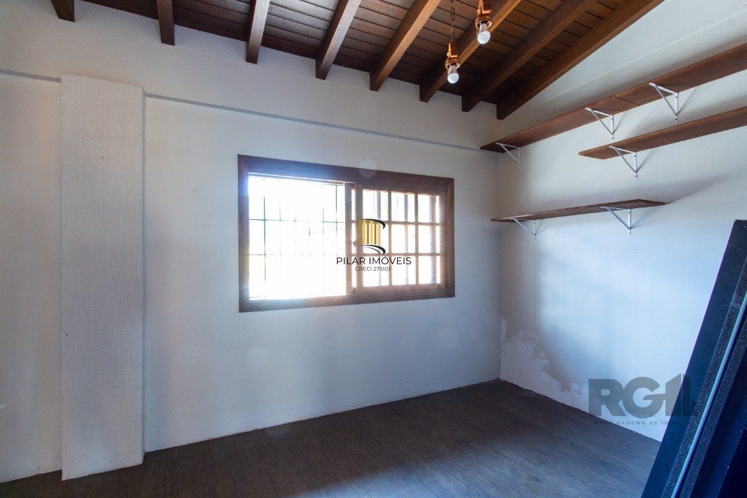 Casa 5 dormitórios no bairro Nonoai