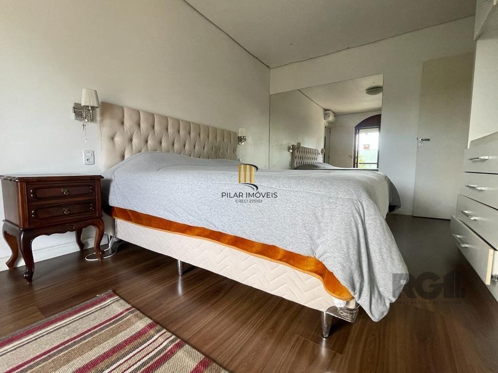 Casa 5 dormitórios no bairro Nonoai