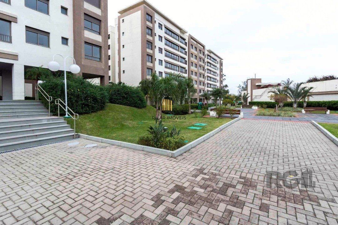 Apartamento 6 dormitórios no bairro Cavalhada
