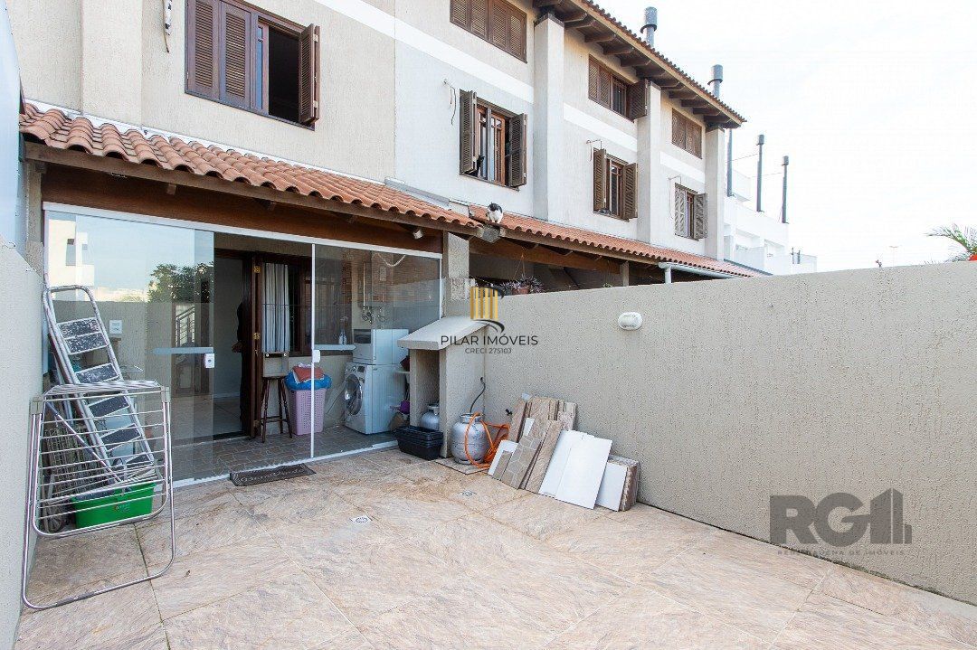 Casa 3 Dormitório(s) Bairro Hípica