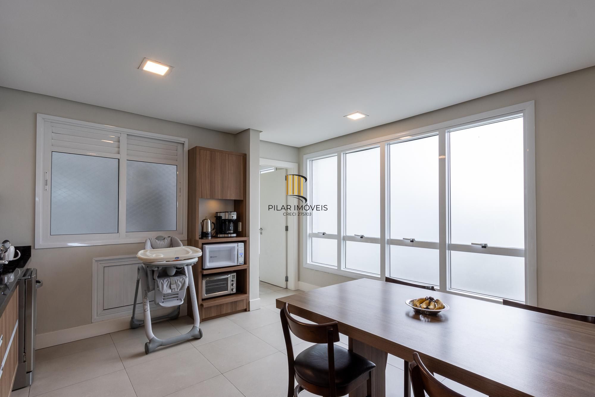 Apartamento à venda, com 3 dorm, 2 suítes, 2 vagas - bairro Cristal