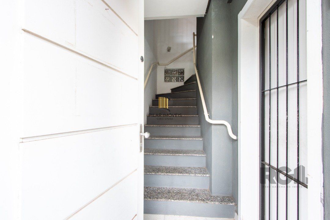 Casa 3 dormitórios no bairro Camaquã