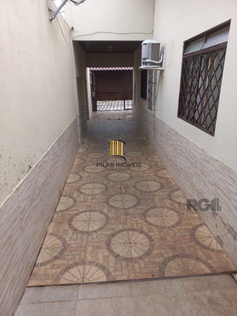 Casa 2 dormitórios com piscina na Vila Nova Porto Alegre