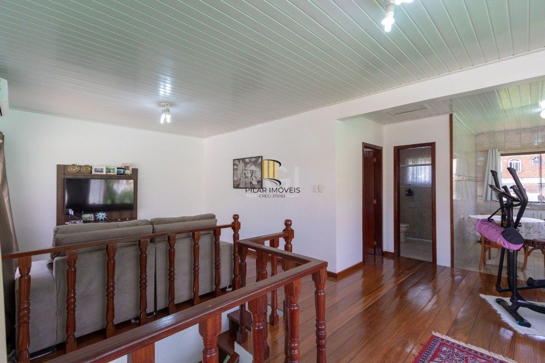 Casa para Venda - 182m², 4 dormitórios, sendo 1 suites, 4 vagas - Jardim Isabel