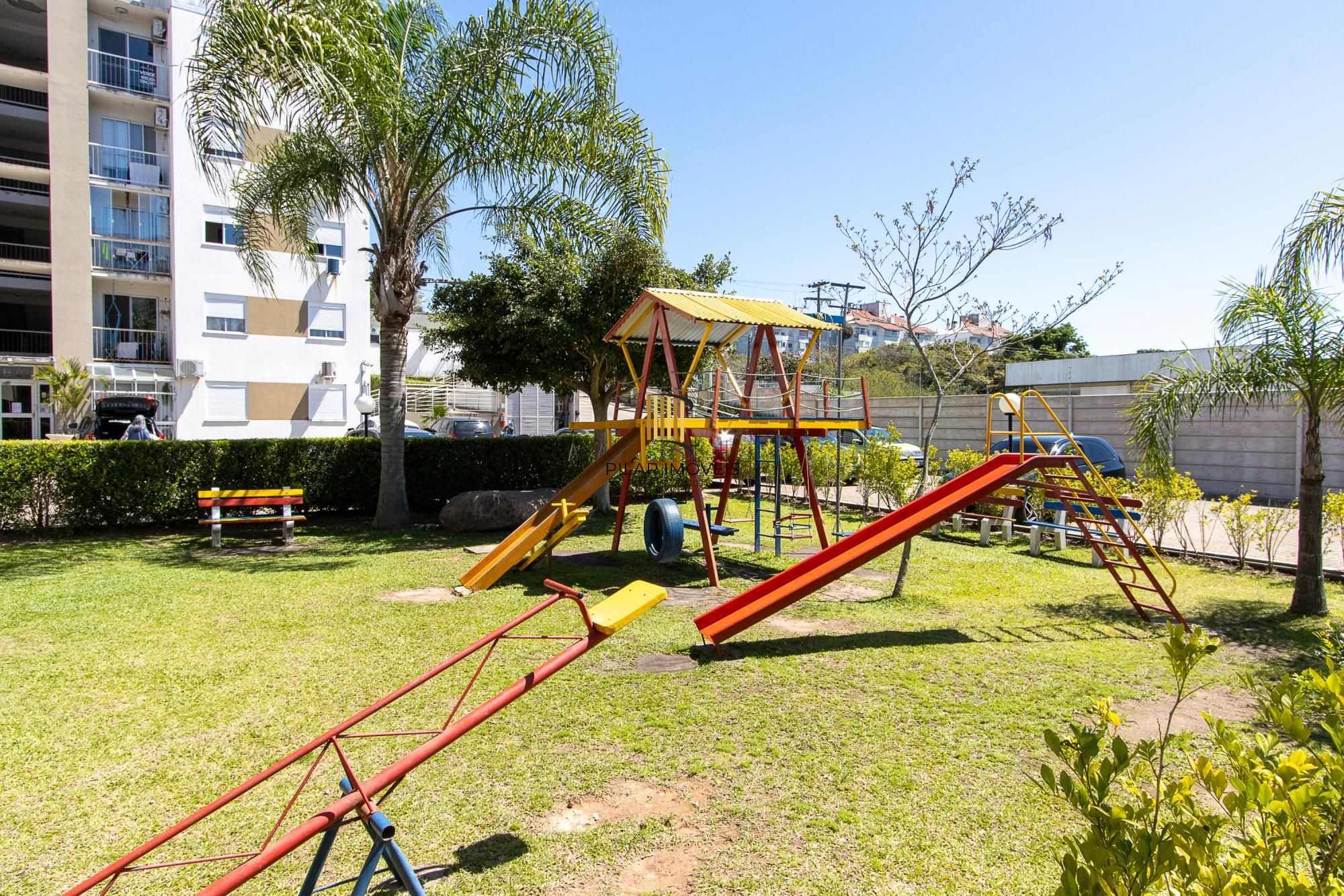 Apartamento de 2 dormitórios térreo