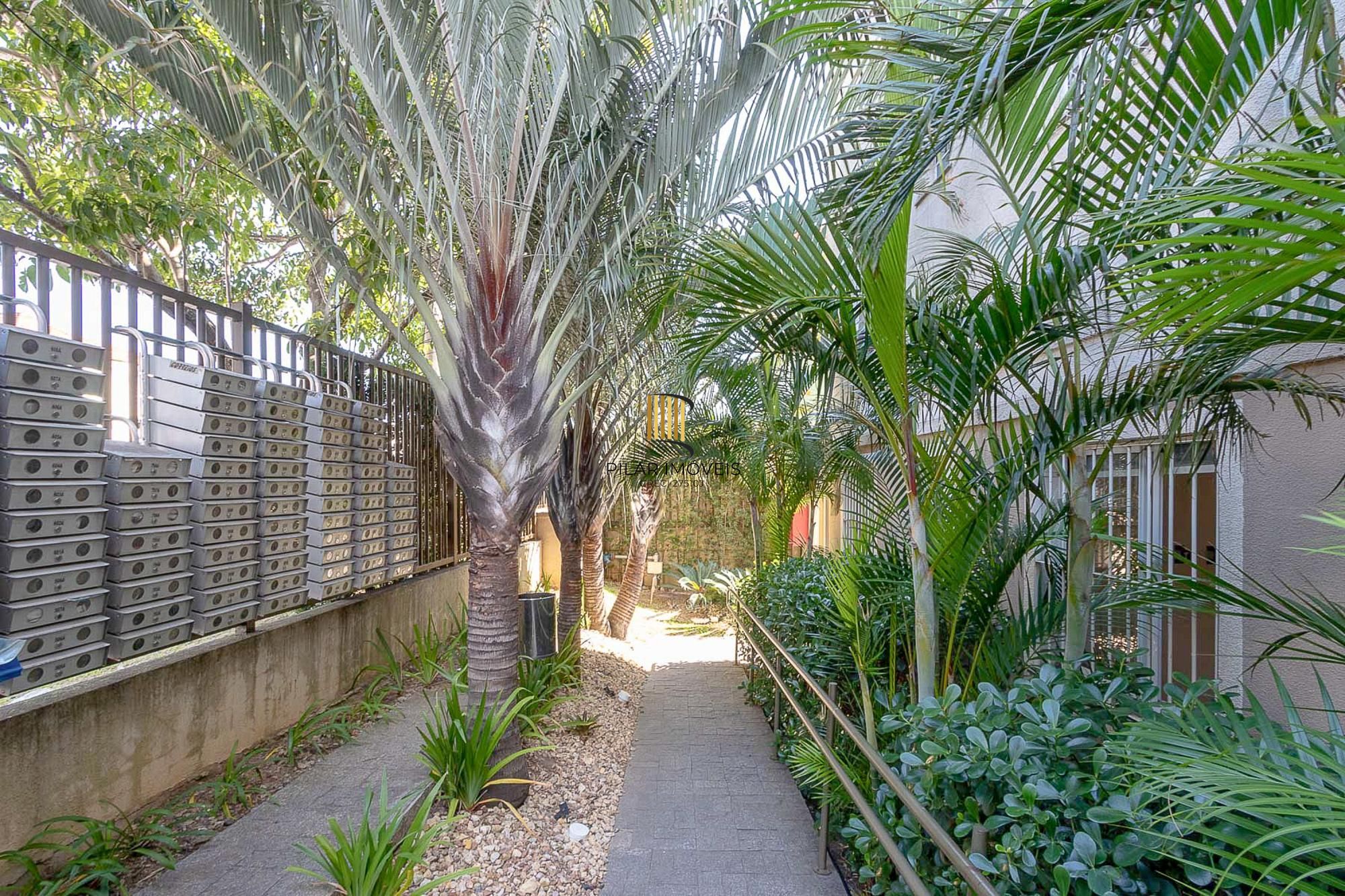 Apartamento Semimobiliado de 2 Quartos na Glória, Porto Alegre