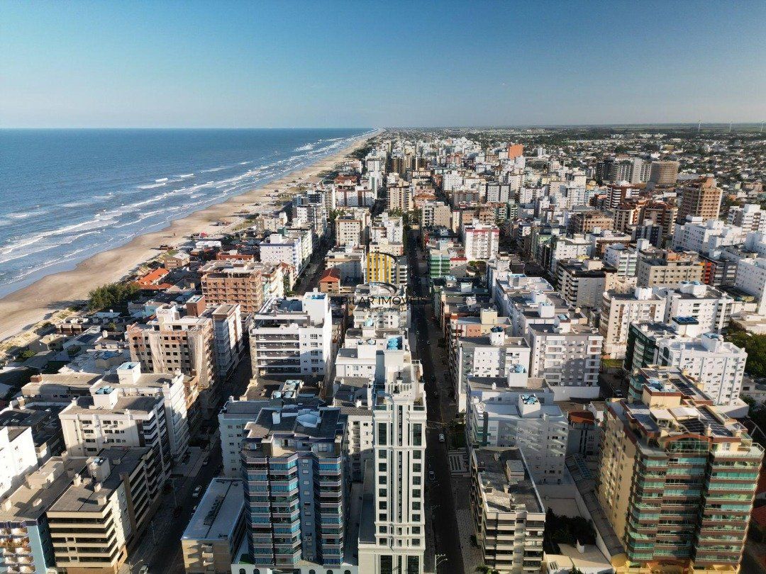 Apartamento 3 dormitórios no bairro Zona Nova