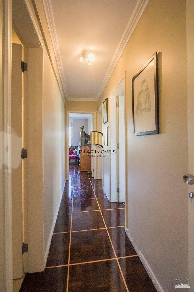 Apartamento para Venda - 124.43m², 3 dormitórios, sendo 1 suites, 2 vagas - Menino Deus
