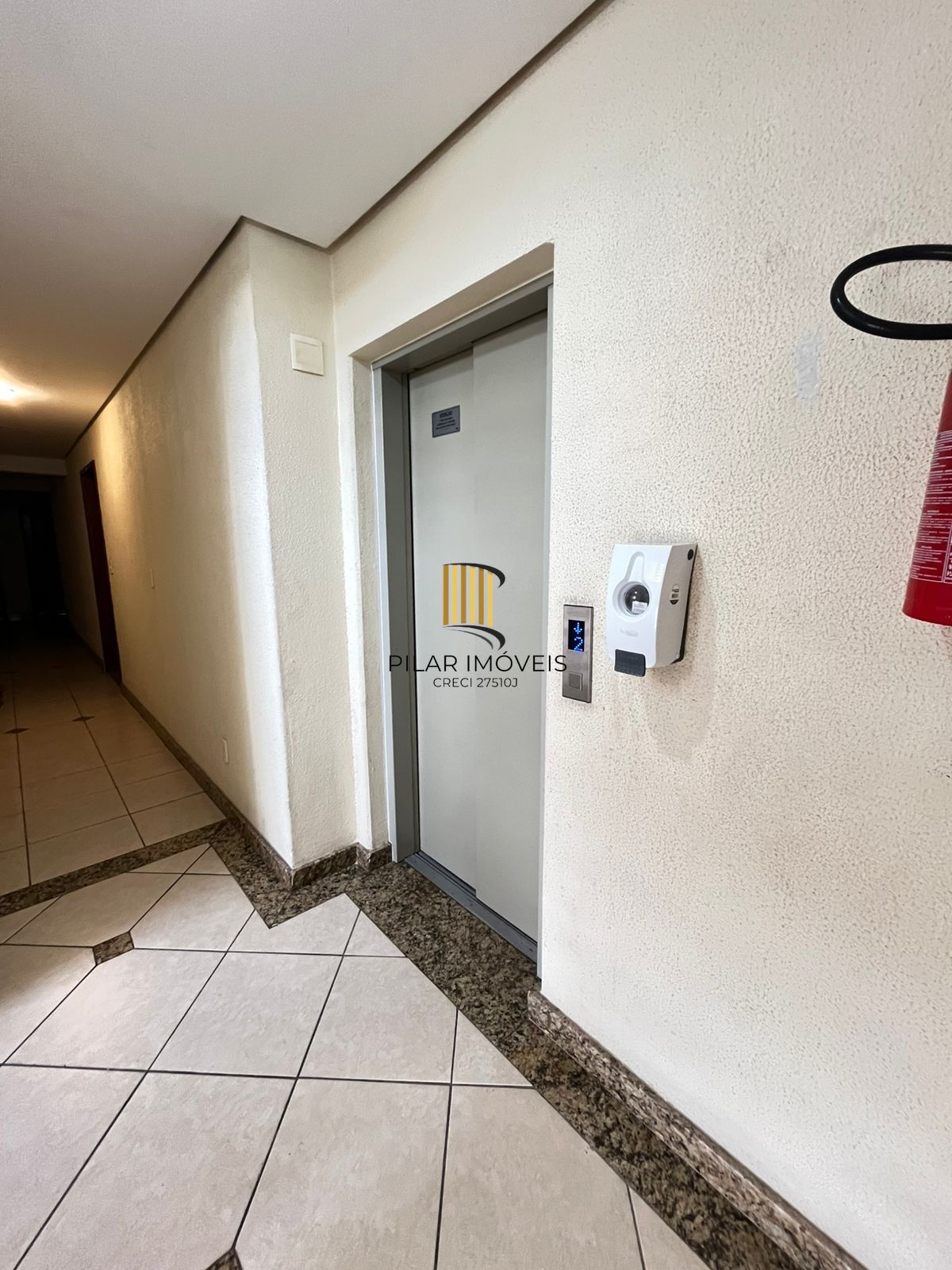 Apartamento 1 dormitório Bairro Cristal- 5 minutos Barra Shopping