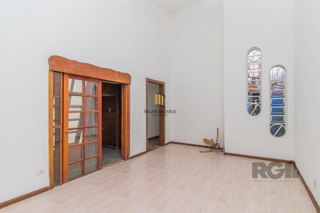 Casa, 200m², 3 dormitórios, bairro Cristal