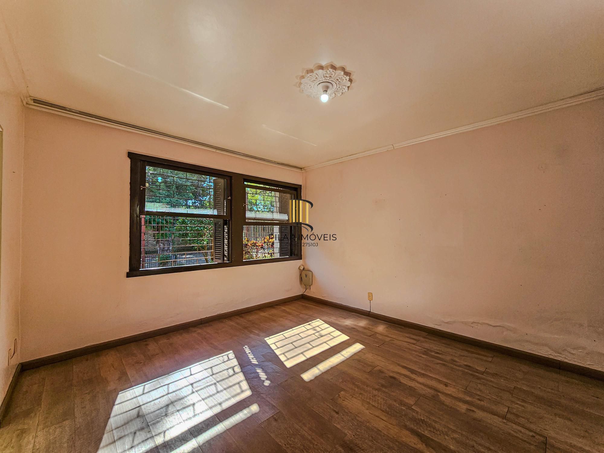 Casa Térrea 3 dormitórios - Excelentes Condições!