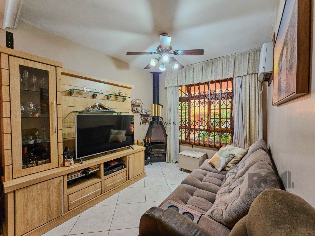 Casa em Condomínio 4 Dormitórios na Glória!!