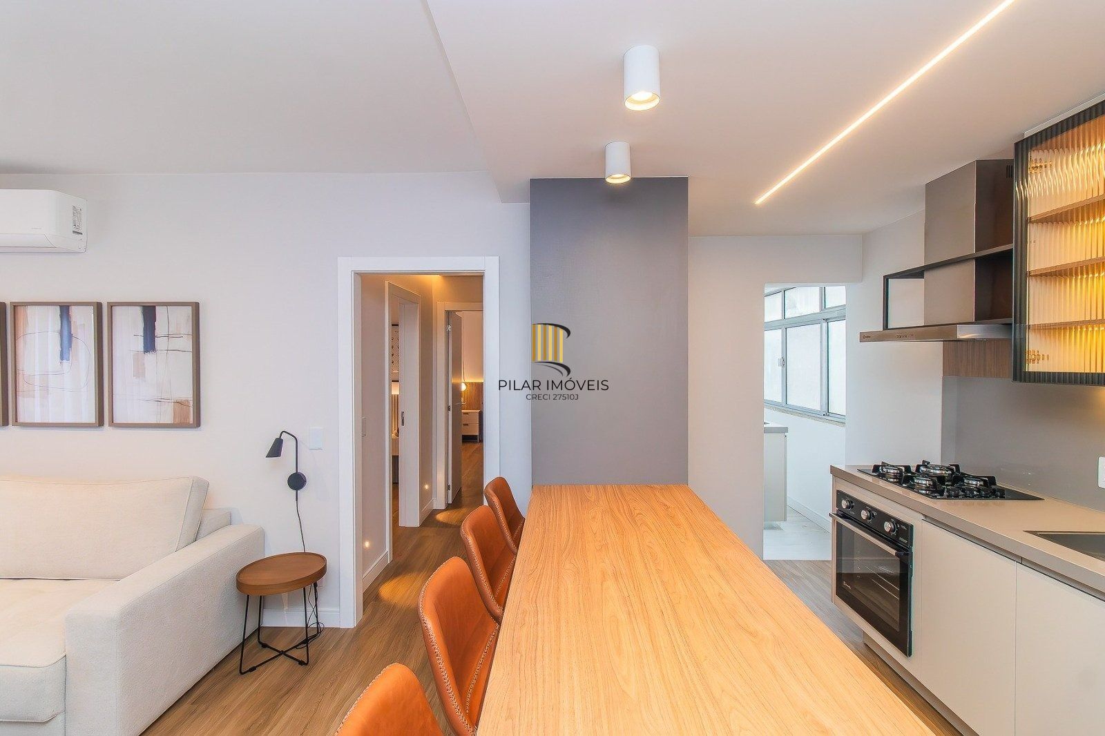 Apartamento mobiliado e reformado no Passo da Areia