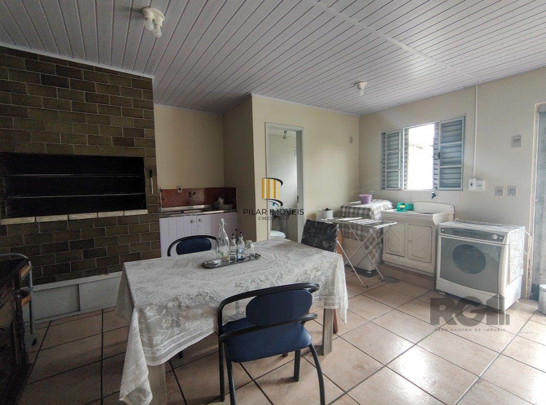 Casa para venda com 3 dormitórios no bairro Tristeza