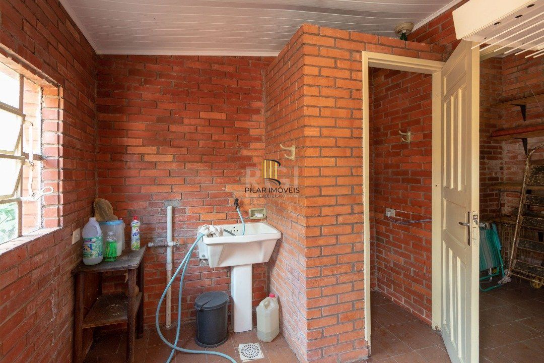 Casa para Venda - 118m², 2 dormitórios, 2 vagas - Medianeira