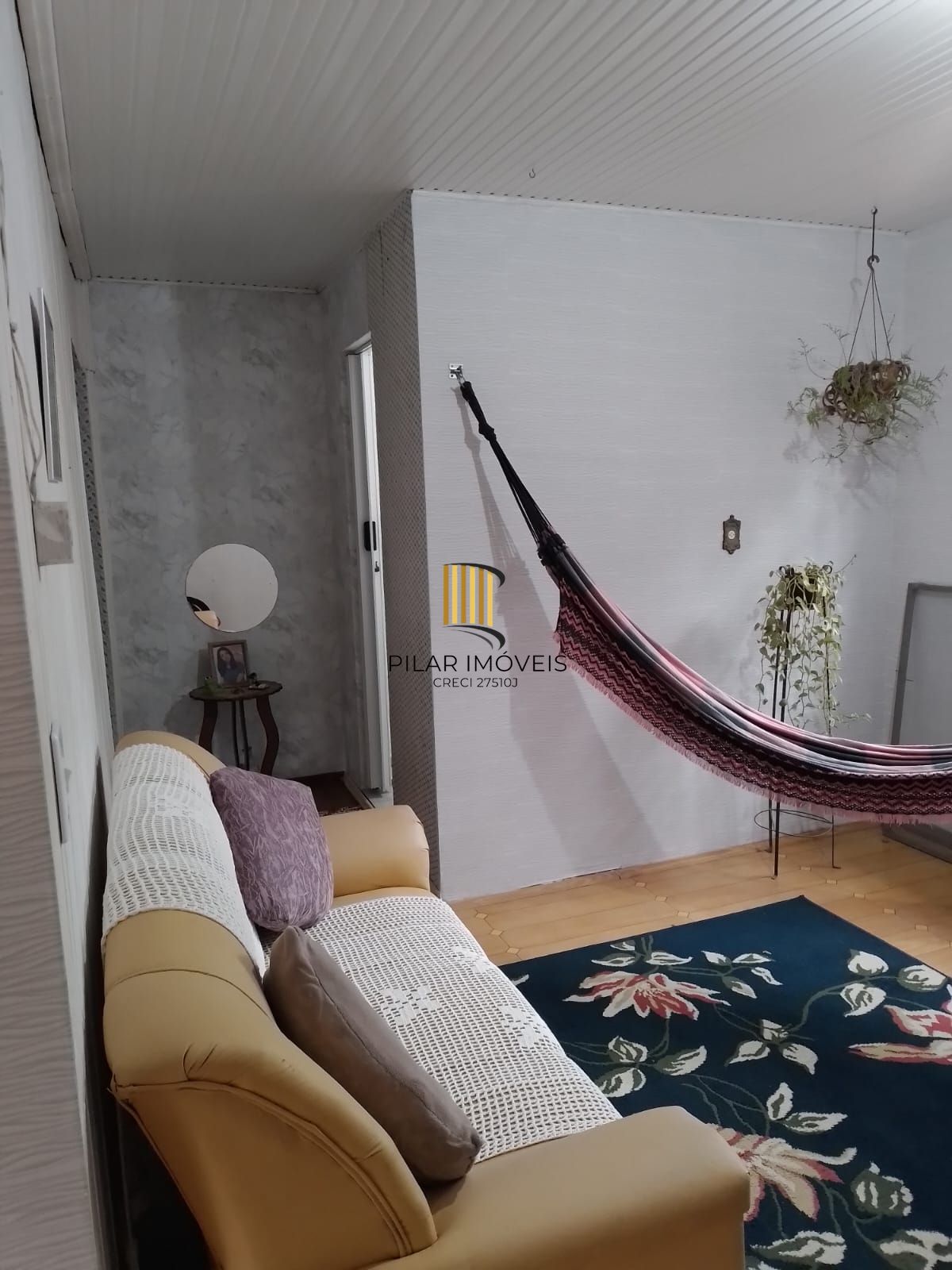 Casa 4 dormitórios no bairro Vila Nova