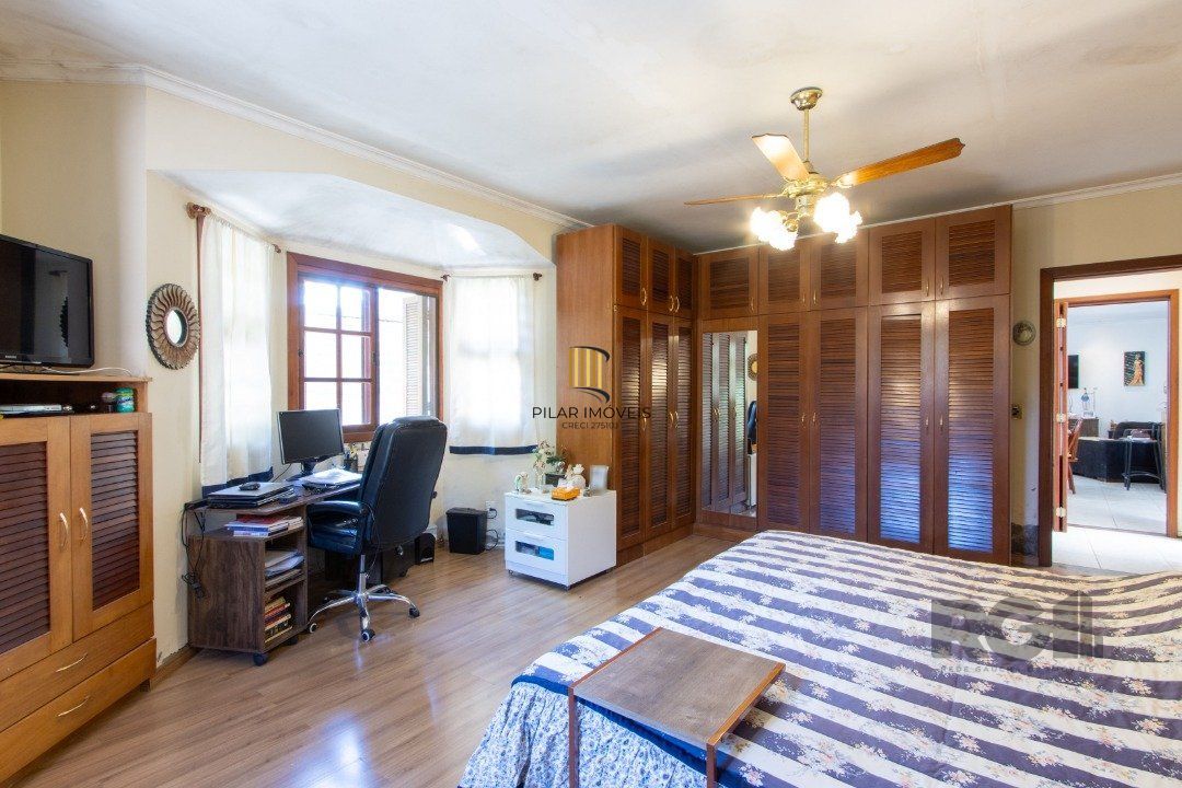 Casa 2 dormitórios no bairro Camaquã
