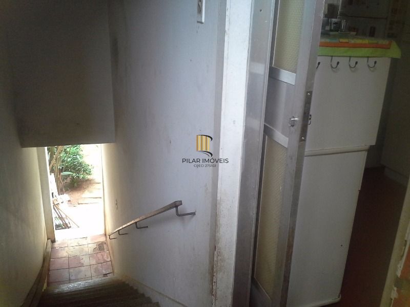 Casa para Venda - 330m², 4 dormitórios, Menino Deus