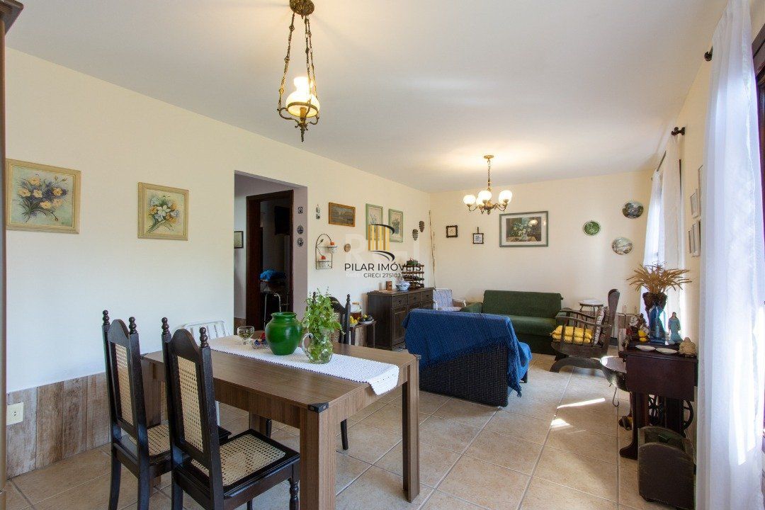 Casa para Venda - 111m², 3 dormitórios, sendo 1 suites, 1 vaga - Espirito Santo