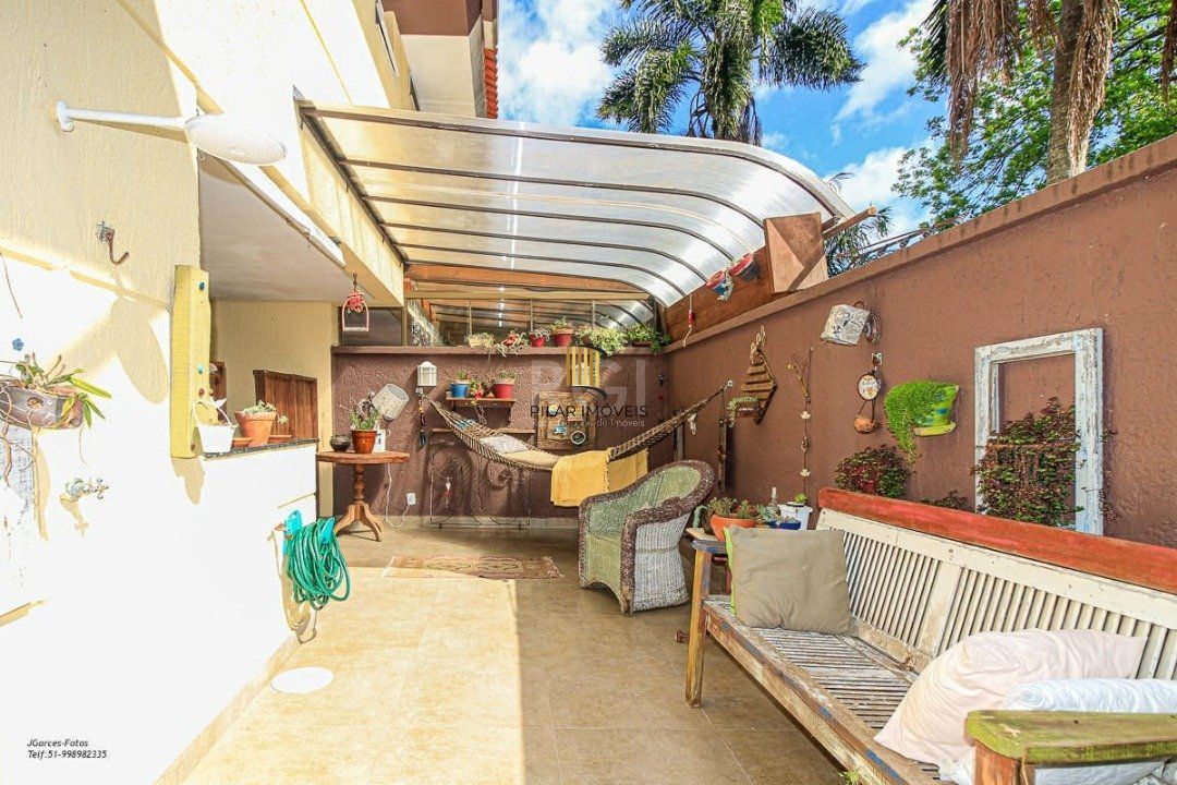 Casa de Condomínio 4 dormitórios no bairro Jardim Isabel