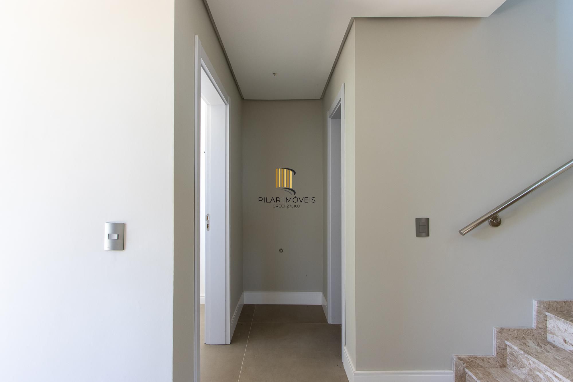 Casa em condomínio com conforto e exclusividade no bairro Tristeza