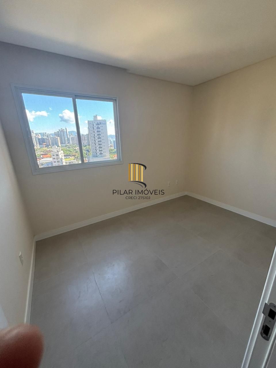 Apartamento 3 dormitórios no bairro Alto Perequê