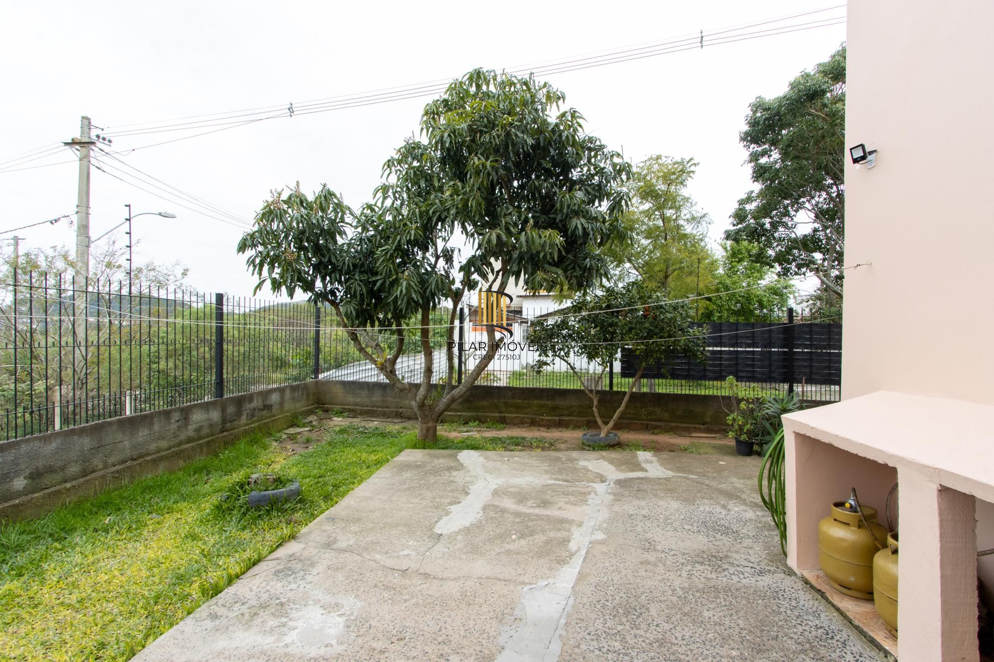 Casa 3 dormitórios no bairro Vila Nova