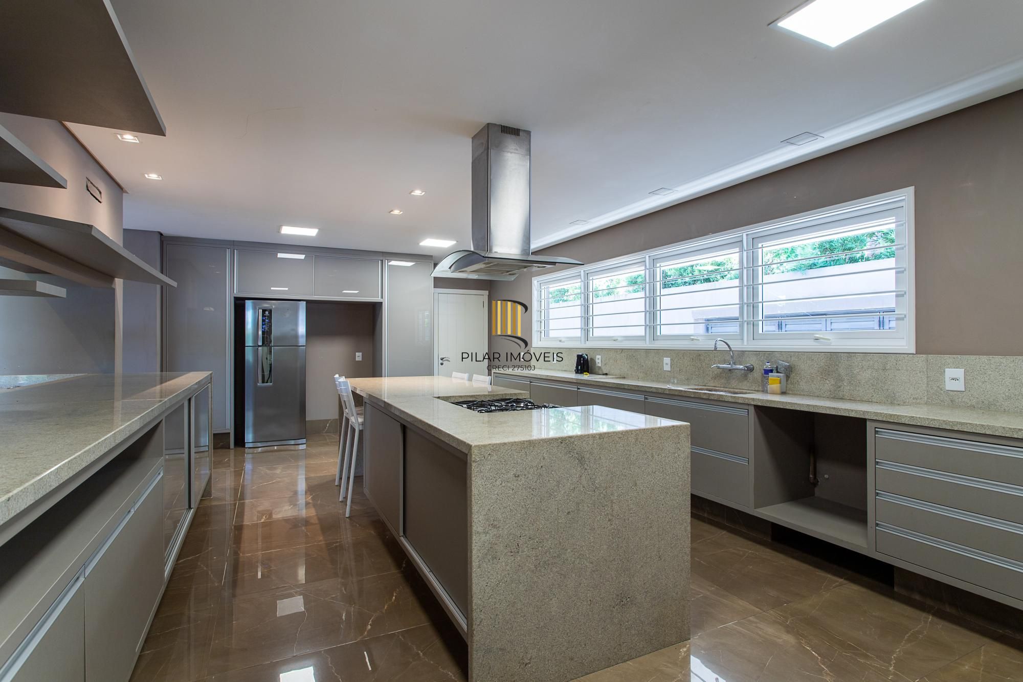 Casa de Condomínio 4 dormitórios no bairro Terraville