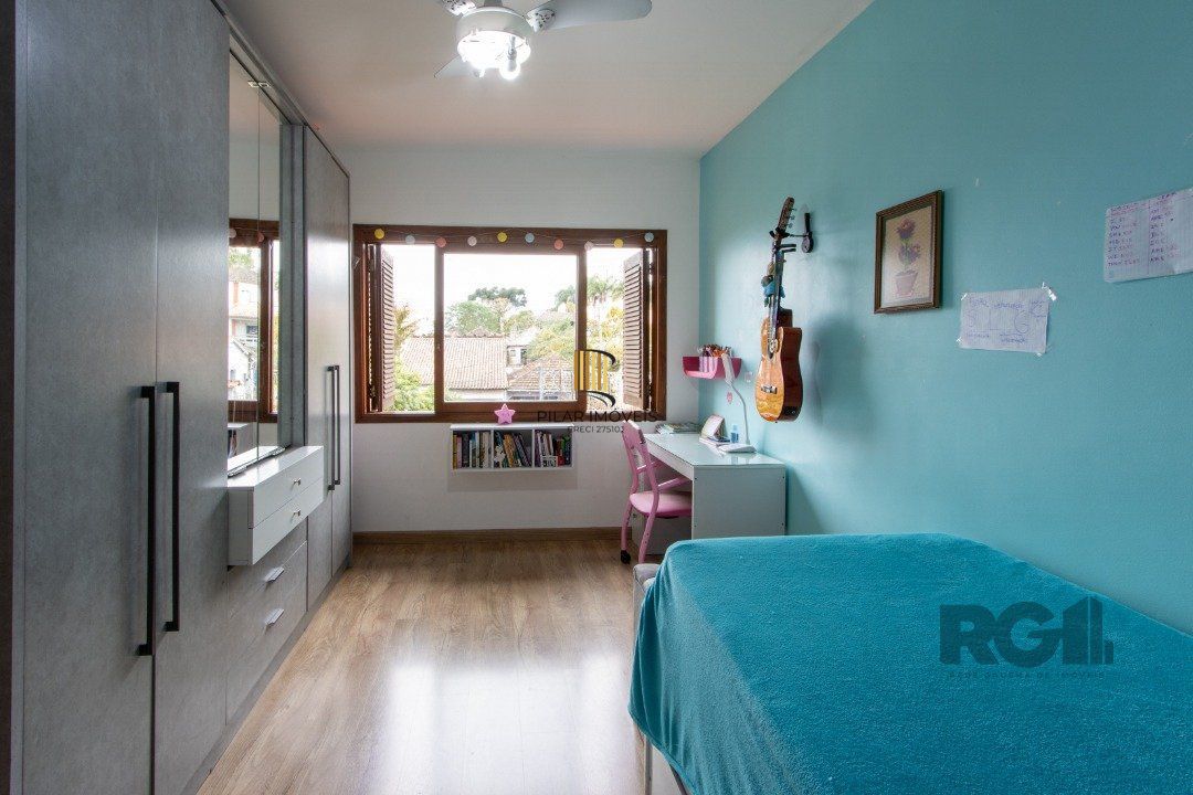 Casa ampla à venda em Santa Tereza - Porto Alegre