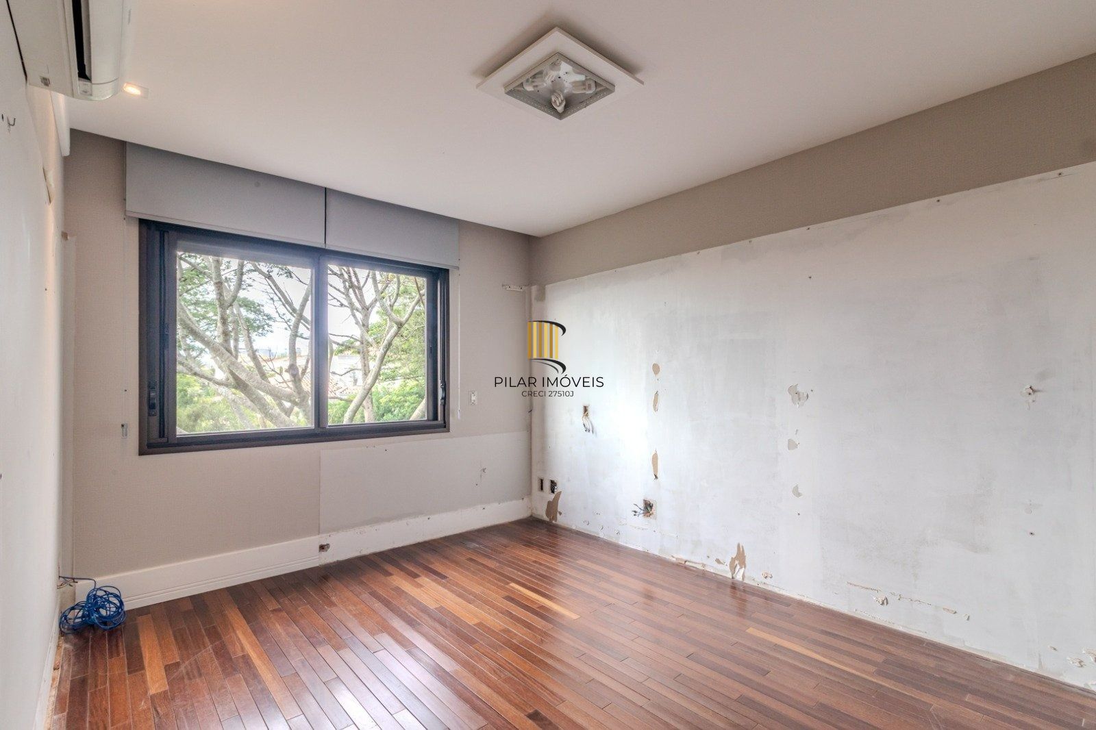 Alto Padrão no TERRAZAS: 4 Suítes, 312m² e Vista Incrível para a Natureza