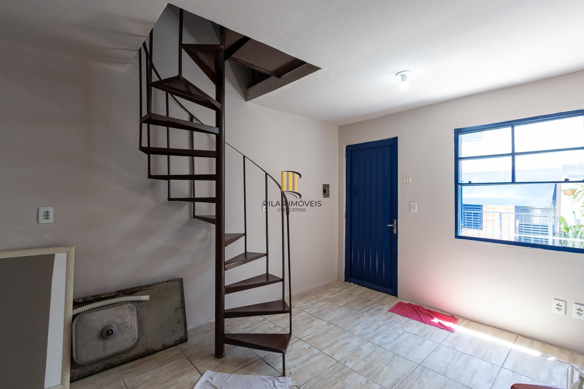 Casa de Condomínio 2 dormitórios no bairro Cavalhada