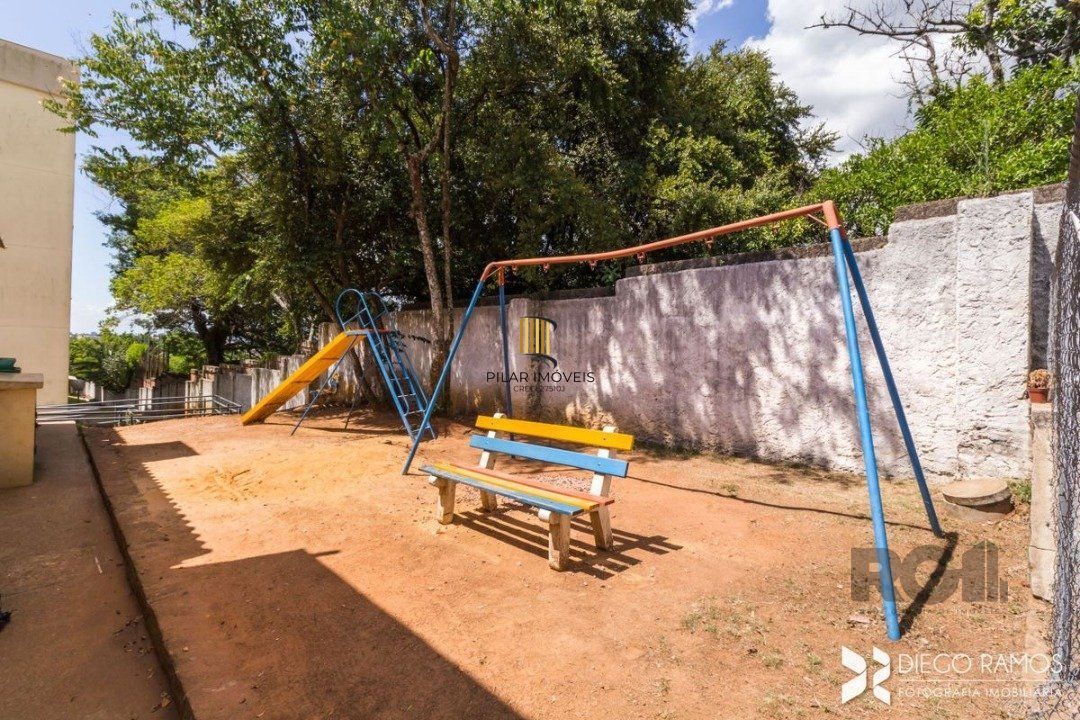 Apartamento 2 dormitórios vaga rotativa bairro Glória Porto Alegre