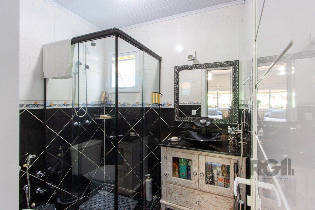 Casa 2 dormitórios no bairro Espírito Santo