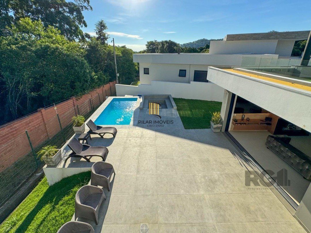 Casa Condominio para Venda - 340m², 4 dormitórios, sendo 4 suites, 4 vagas - Alphaville