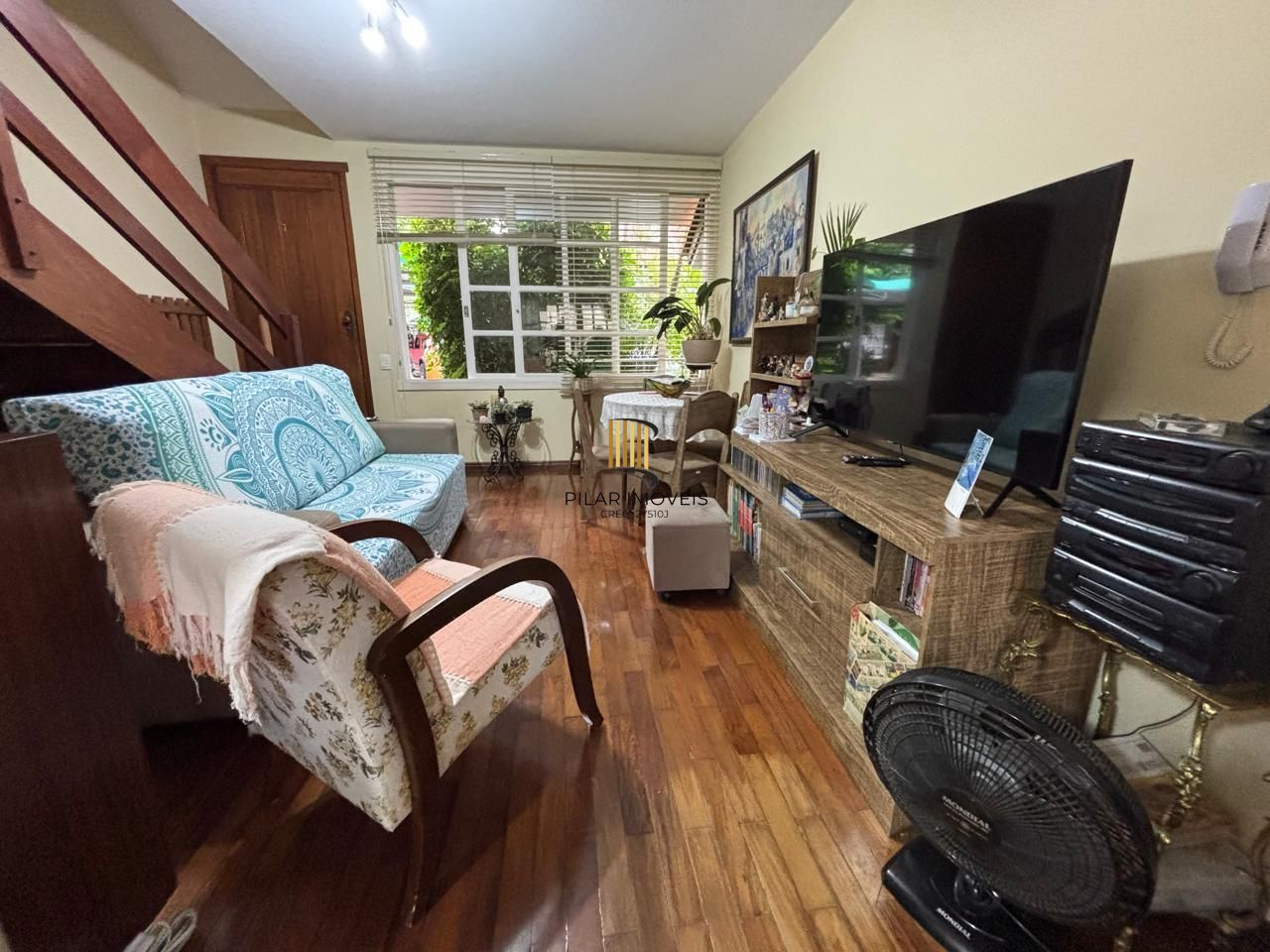 Excelente Casa 2 Dormitórios em Condomínio Fechado