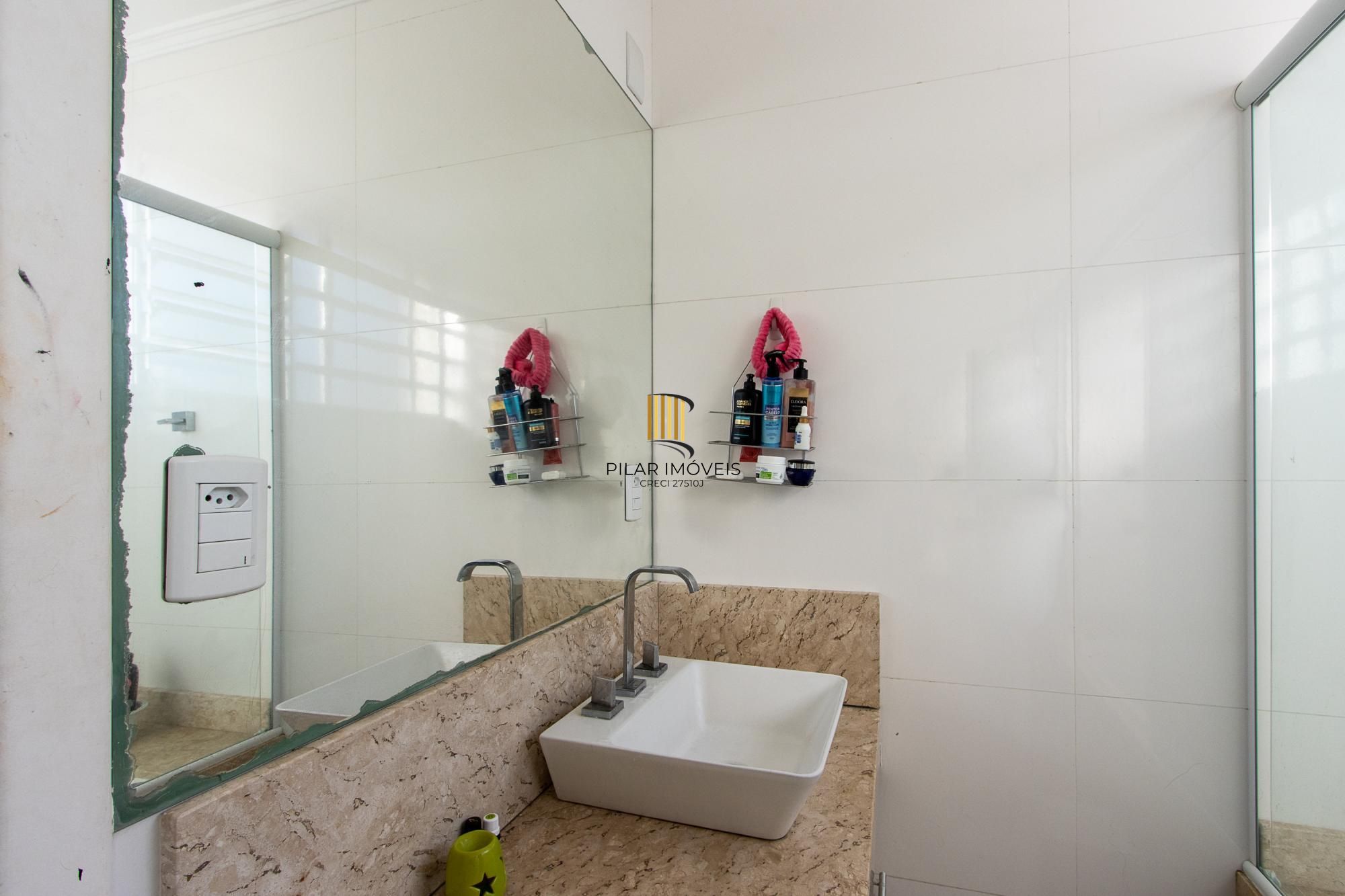 Apartamento 2 Dormitórios no Menino Deus
