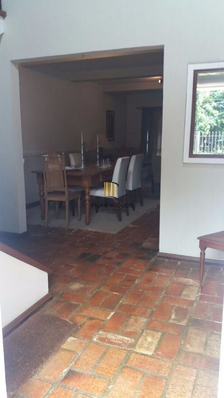 Casa para Venda - 239.2m², 3 dormitórios, 2 vagas - Recanto Do Sabiá