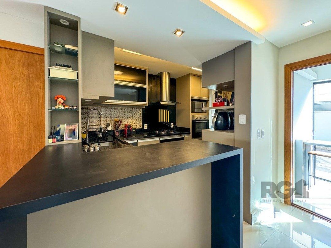 Casa para Venda - 135m², 3 dormitórios, sendo 1 suites, Hípica