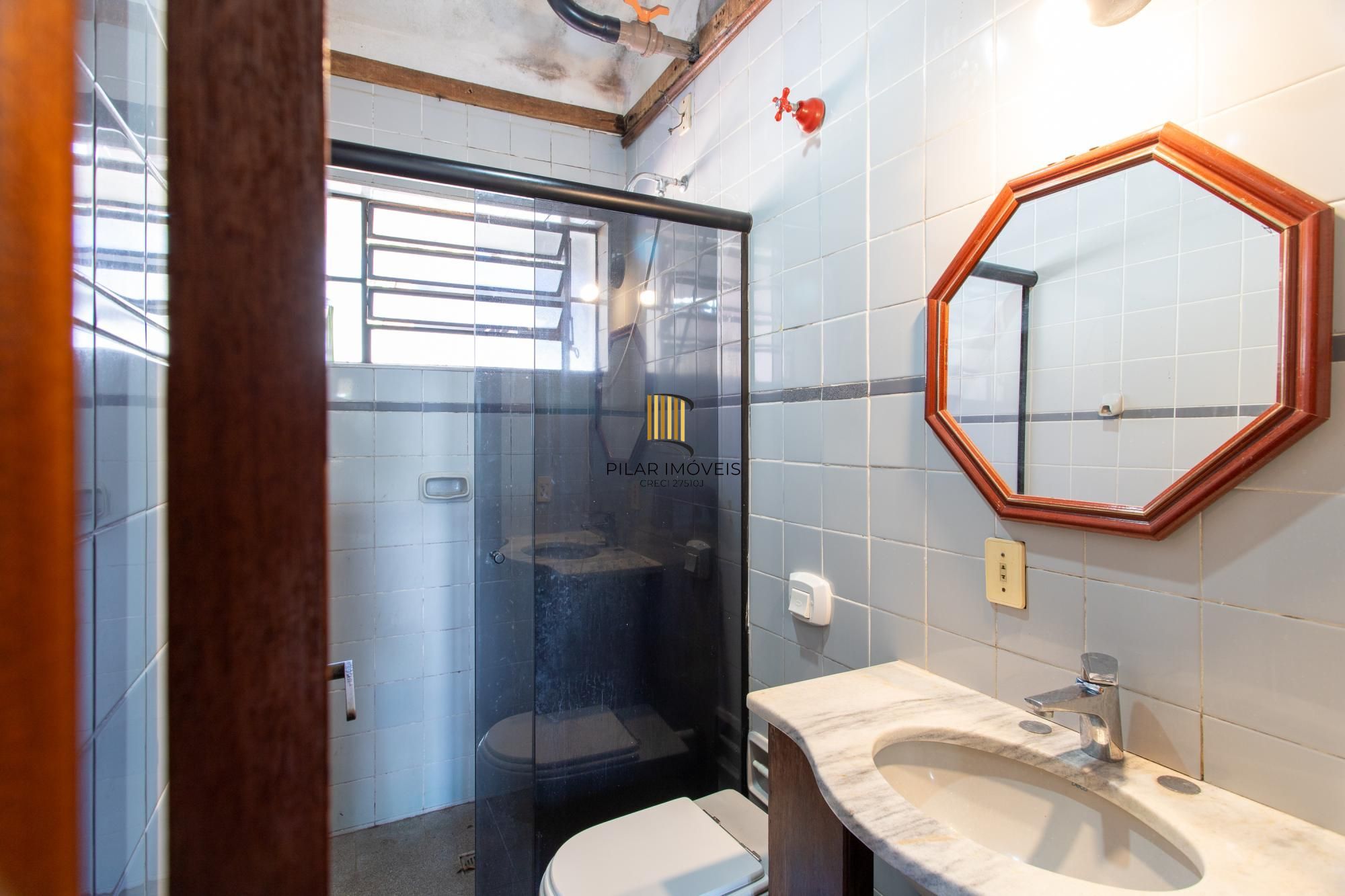 Casa para Venda - 286.28m², 2 dormitórios, sendo 1 suites, 3 vagas - Santa Tereza