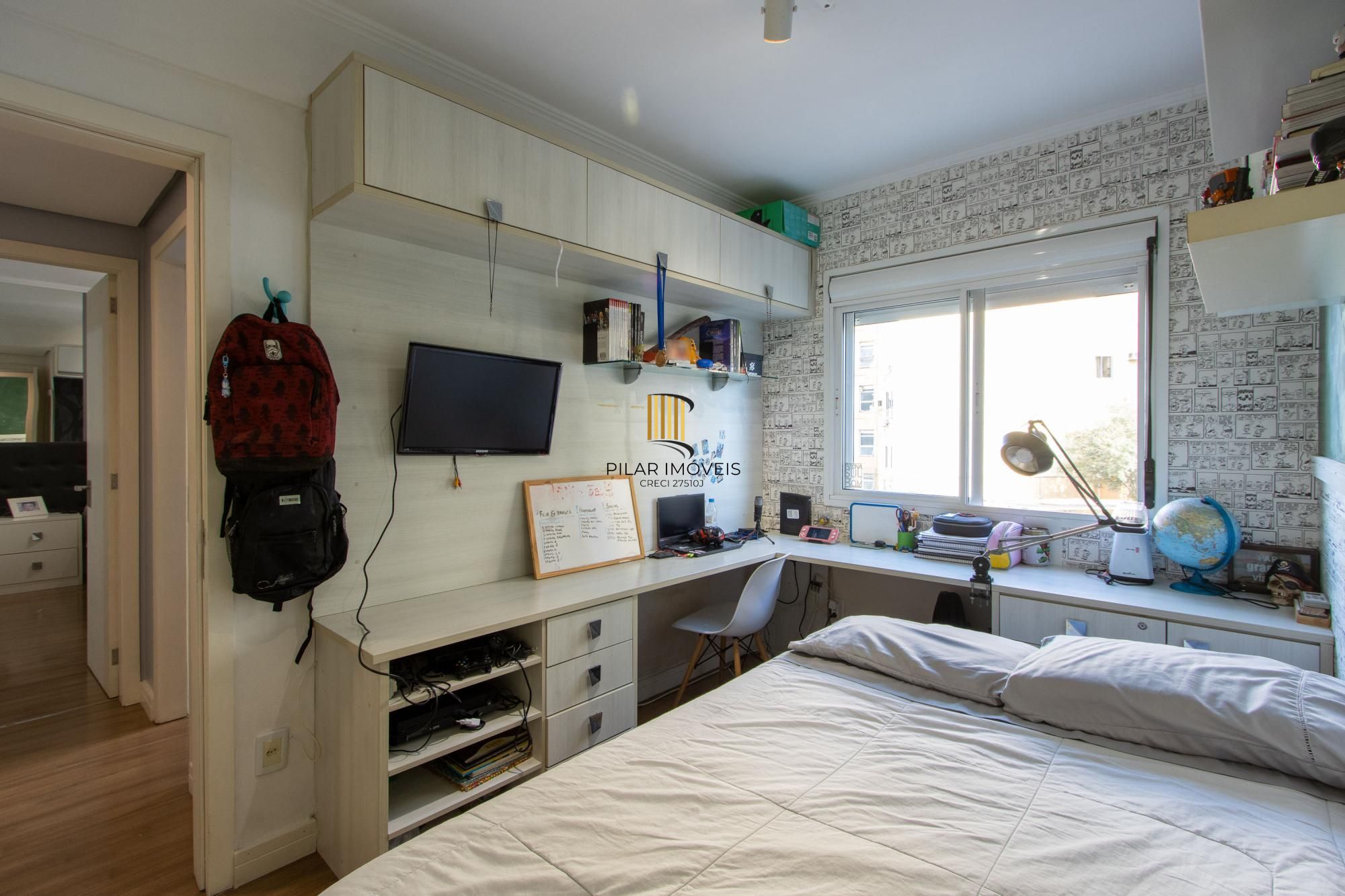 Apartamento 3 dormitórios no bairro Cristal
