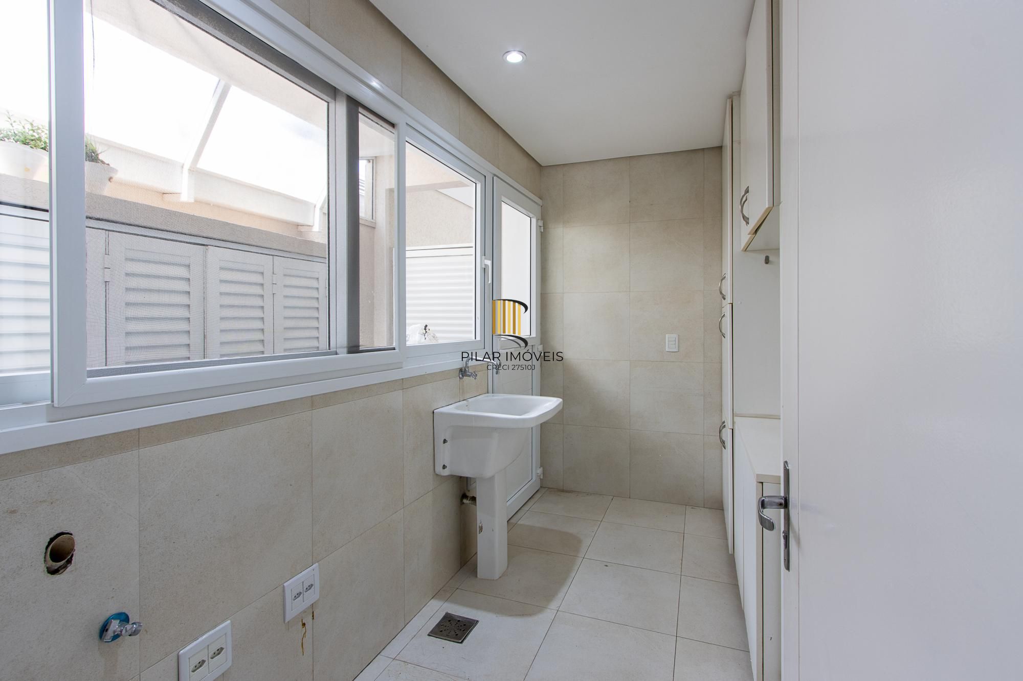 Casa de Condomínio 4 dormitórios no bairro Belém Novo