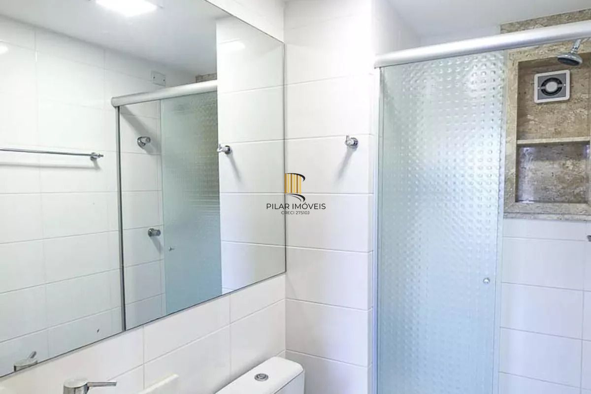 Apartamento à venda no bairro Cavalhada, 3 quartos e 1 vaga