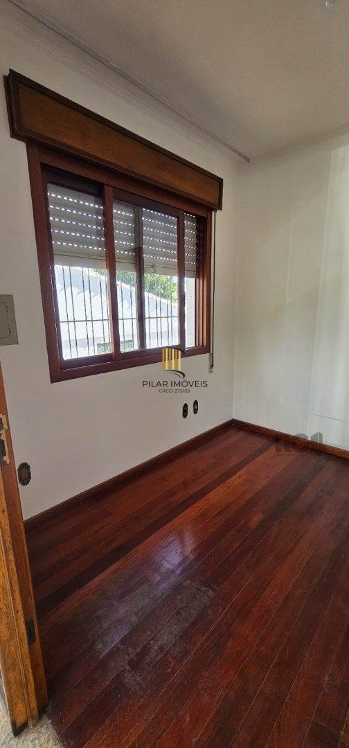 Casa 4 dormitórios no bairro Jardim Sabará