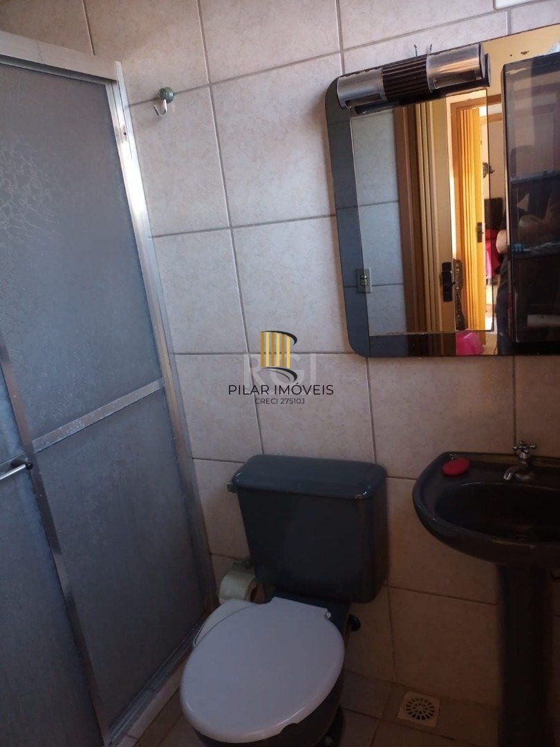 Casa para Venda - 180m², 3 dormitórios, sendo 1 suites, 2 vagas - Vila Nova