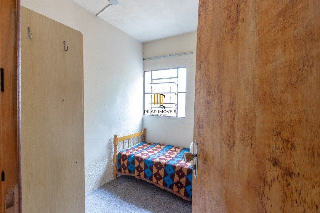 Casa para Venda - 161m², 3 dormitórios, 3 vagas - Nonoai