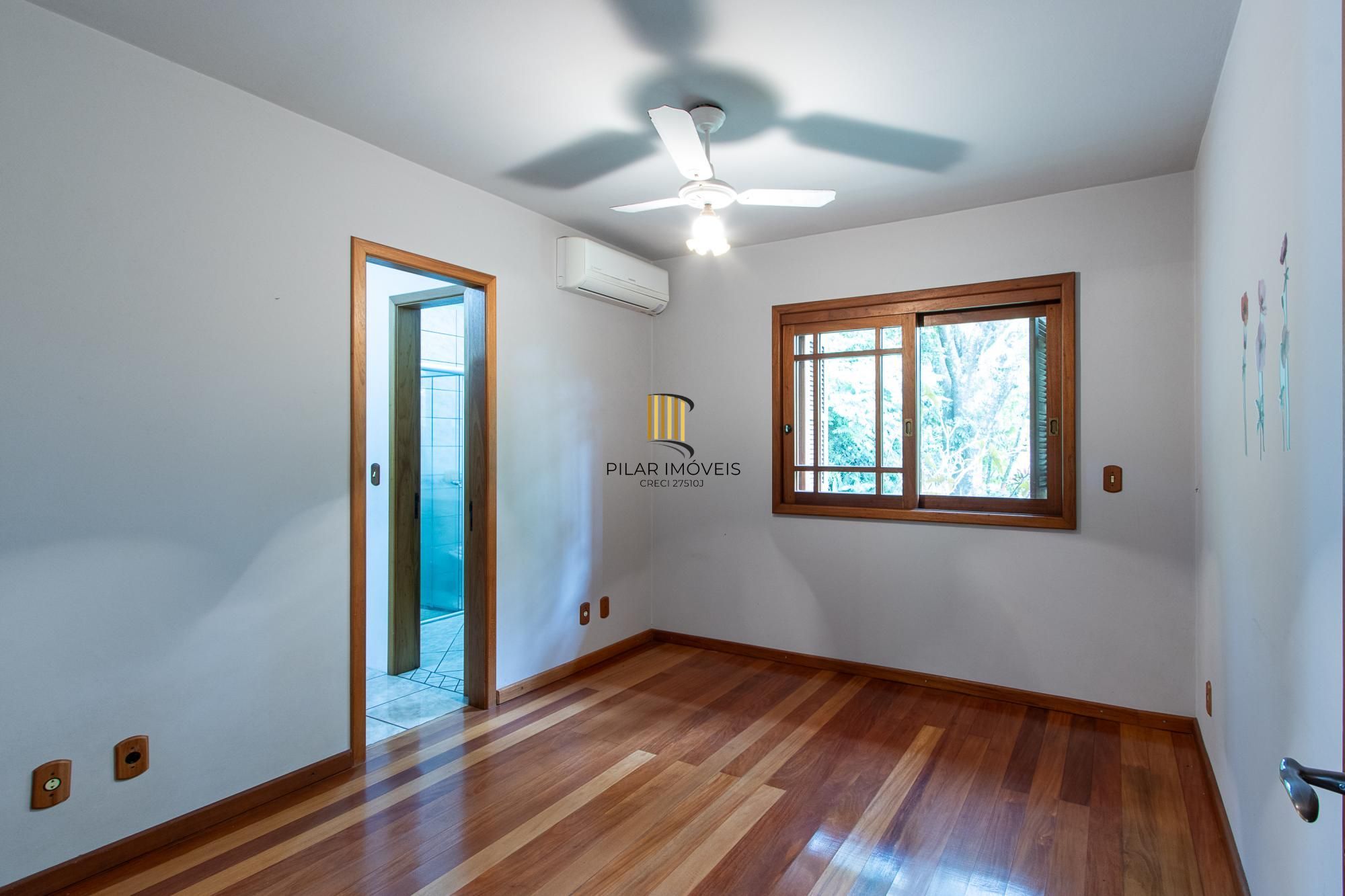 Casa térrea, nova, 3 quartos, 1 suite - Bairro Belém Velho